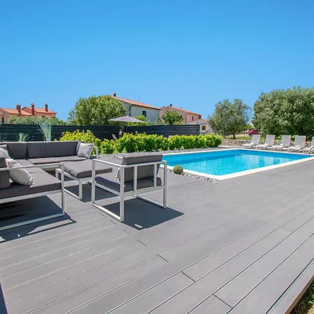 Casa Mare Near Pula By Istrabook * Galižana