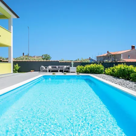 Casa Mare Near Pula By Istrabook *