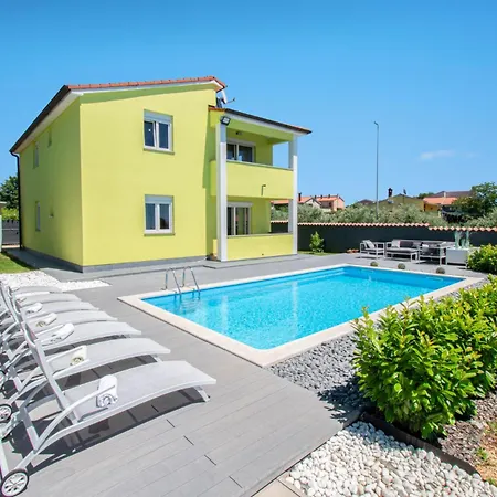 Casa Mare Near Pula By Istrabook