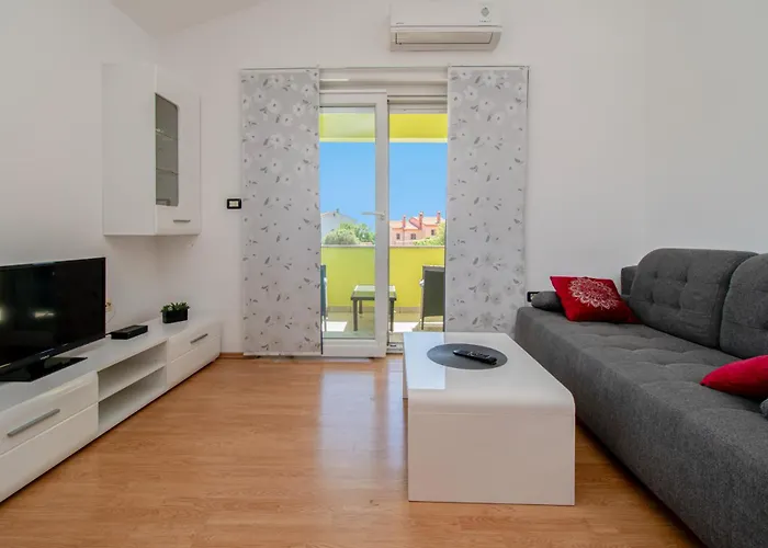 Villa Casa Mare Near Pula By Istrabook