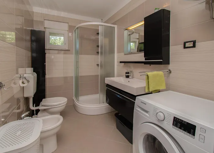 Casa Mare Near Pula By Istrabook *