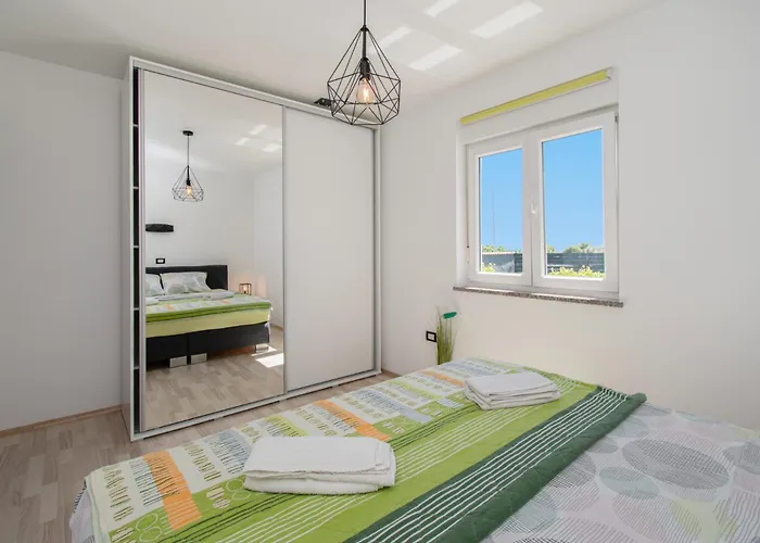 Casa Mare Near Pula By Istrabook *