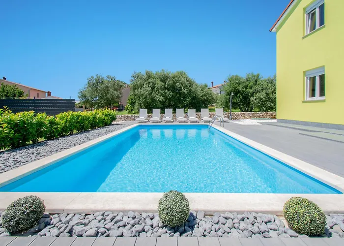 Villa Casa Mare Near Pula By Istrabook Galižana